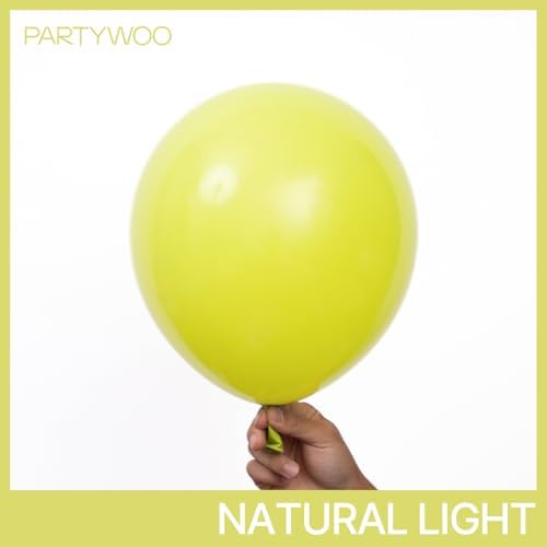 PartyWoo Lime Green Balloons 140pcs Light Pastel Kelly Green Color