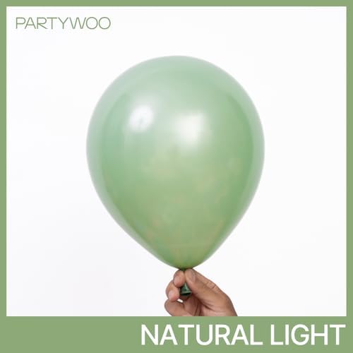 PartyWoo Pearl Light Green Balloons 140pcs Pastel Green Different Sizes