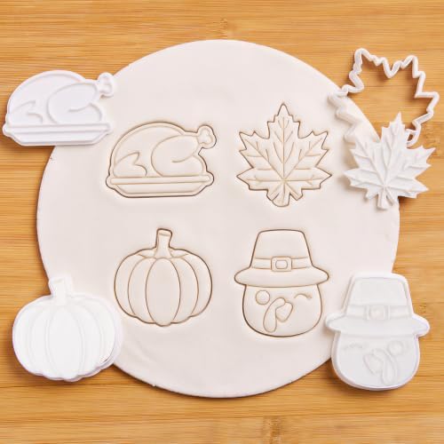 Thanksgiving Cookie Cutter Set of 4 Pumpkin Maple Leaf Turkey Baking 3.5" Cutter Molds Gifts Decorative Kitchen Cake Supplies
