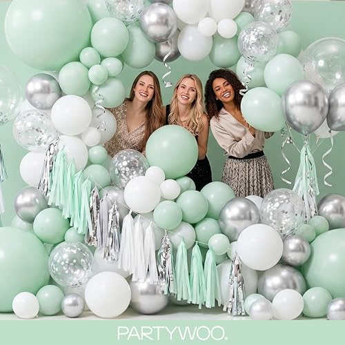PartyWoo Light Green Balloons 140pcs Mint Pastel Peppermin Green Color