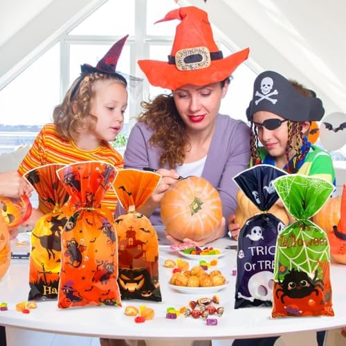 Halloween Treat Bags,Halloween Goodie Bags,100 Pcs Candy Bag Trick or Treat Gift Bag with Ties for Kids Clear Cellophane Goody Favor Gifts for Snacks Cookies Packing Party Favors Decorations Supplies
