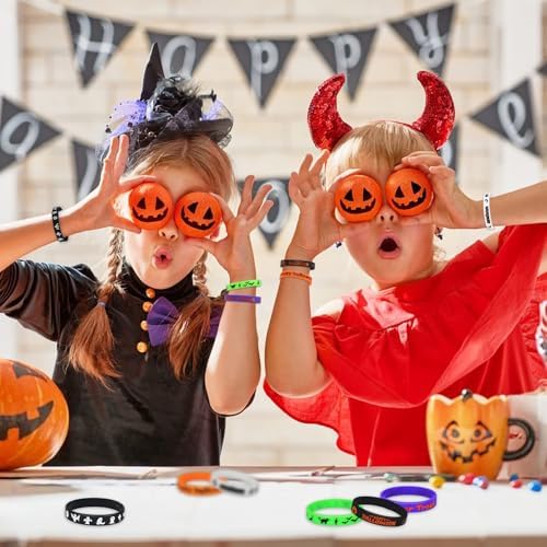 JUNEBRUSHS 24Pcs Halloween Silicone Bracelets Halloween Favors Supplies Rubber Wristbands for Kids Party Goodie Bag Stuffers Fillers Decorations Accessories (6 Designs)