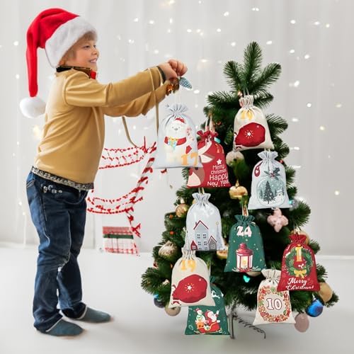 24 Pieces Christmas Burlap Gift Bags with Drawstrings Xmas goodie Bags Bulk for Winter Holiday Party Favor (Christmas Burlap Treat Bags 2025)
