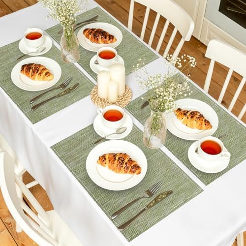 Bloss Green Placemats Set of 4-12x18 Inch Washable Easy to Clean Table Mat