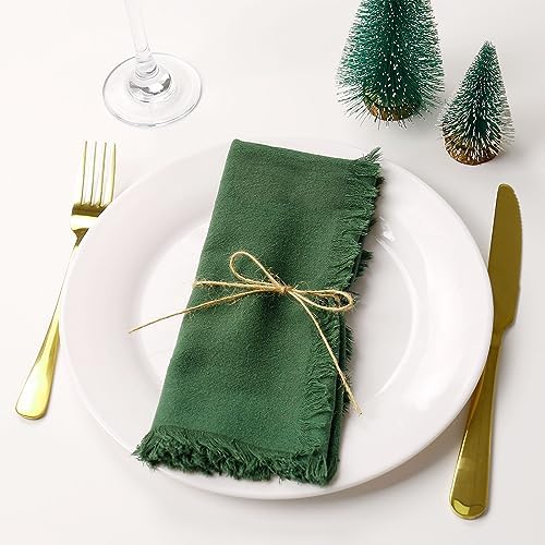 Wonlex Christmas Cloth Napkins Set of 8, 18x18 Inches Cotton Napkins Cloth Washable Reusable with Elegant Fringe for Table Dinner, Xmas Decorations, Family Event Parties(8 Pack,Green)
