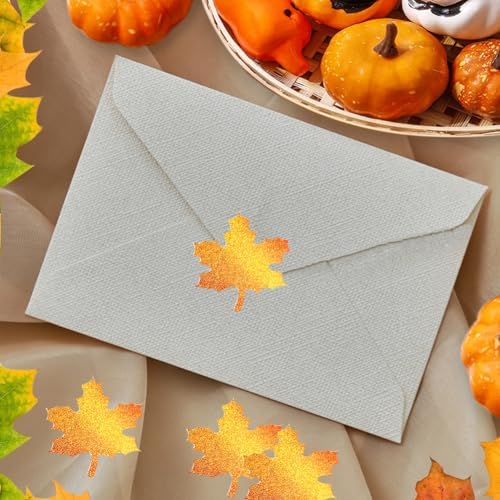 500Pcs Fall Thanksgiving Leaf Stickers Gold Maple Leaf Decals 1in Holographic Self Adhesive Label Stickers Roll for Autumn Party Cards Seal Envelopes Supplies Decorations