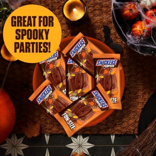 SNICKERS Pumpkins Milk Chocolate Fun Size Trick or Treat Individually Wrapped Halloween Candy, 5.5 Oz Candy Bag