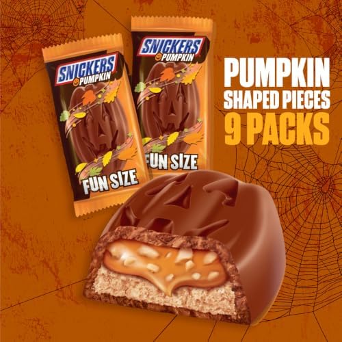 SNICKERS Pumpkins Milk Chocolate Fun Size Trick or Treat Individually Wrapped Halloween Candy, 5.5 Oz Candy Bag