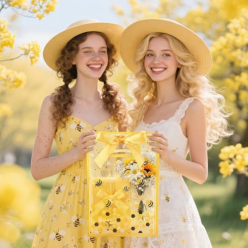 Capoda 24 Pack Bee Gift Bags with Handles Reusable Plastic Honeycomb Party Favor Bag Honeycomb Goodie Bag for Mommy to Bee Baby Shower Birthday Spring Summer Party Supplies 2026 Treat Bags Bulk