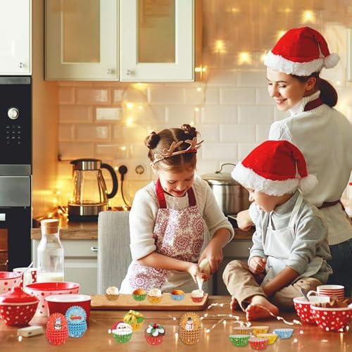 Christmas Mini Cupcake Liners - 600 Count Small Xmas Muffin Cup Cake Paper Liner for Baking, Merry Christmas Eve Candy Wrappers, Cookies Chocolate Tiny Wrap Mold for Bakeware Party Supplies