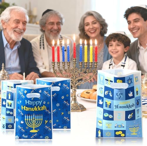vueuKiGE Hanukkah Gift Bags, 50 PCS Hanukkah Treat Bags with Handles, 7x9.8 Inch Plastic Chanukah Gift Goodie Candy Cookie Bag Jewish Themed Party Favor Bag for Hanukkahs Party Decorations Supplies