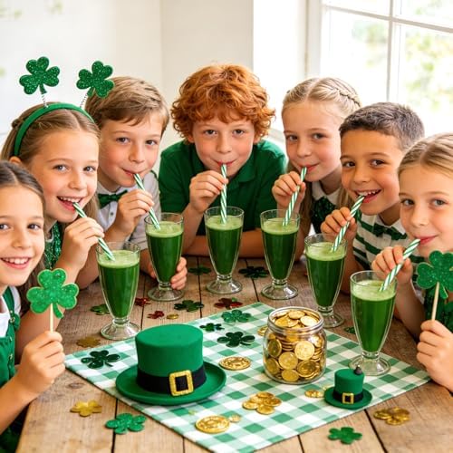 JANYUN 30 Pcs Green and White Straws Plastic, Reusable St Patricks Straws