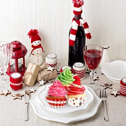 Potchen 600 Count Christmas Cupcake Liners Red Green Berry Snowflake Print Baking Cups Disposable Cupcake Wrappers Christmas Theme Muffin Liners Cupcake Holders for Xmas Party Supplies (Snowflake)