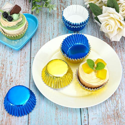 JarThenaAMCS 200Pcs Graduation Foil Cupcake Liners Baking Cups Gold Blue 2026 Congrats Grad Foil Metallic Cupcake Wrappers Muffin Liners for College High School Party Supplies Table Decor