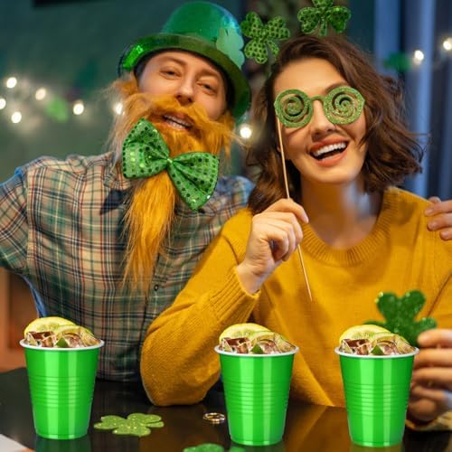 Vumdua Green Plastic Cups Disposable Cups, 12 oz Plastic Party Cups for Christmas, St Patrick's Day, Wedding, Birthday Party Supplies, Pack of 40