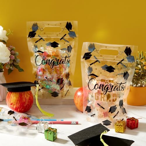Engrowtic 100 Pcs Graduation Treat Bags Resealable 2026 Congrats Grad Gift Bags Black and Gold Plastic Snack Goodie Pouches with Handles for Graduation Party Favors Supplies