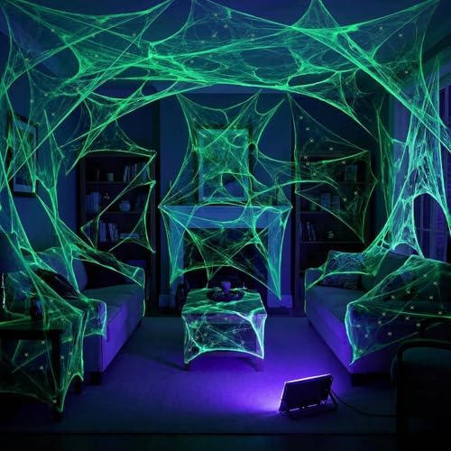 1100 Sqft Halloween Glow Green Stretch Cobwebs with Glow Spiders and Light