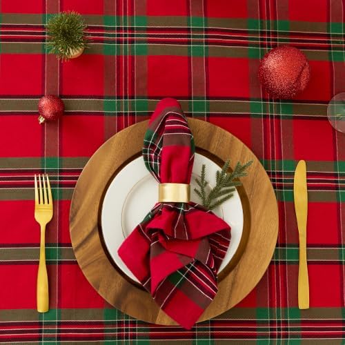 DII Farmhouse Christmas Plaid Dining Table & Kitchen Décor, Holiday Tablecloth, 60x84, Red & Green