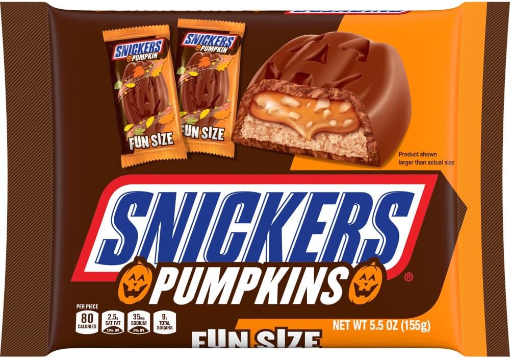 SNICKERS Pumpkins Milk Chocolate Fun Size Trick or Treat Individually Wrapped Halloween Candy, 5.5 Oz Candy Bag
