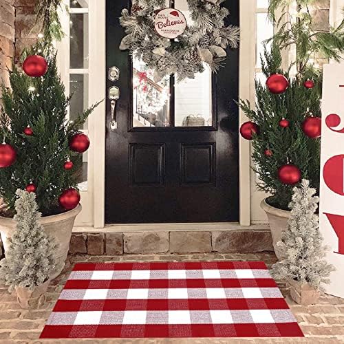 Christmas Red and White Plaid Rug, 28 x 43 Inches Cotton Hand-Woven Layered Door Mat for Front Porch, Entryway, Outdoor Holiday Decor, Washable Buffalo Check Rug for Home, Patio, Kitchen