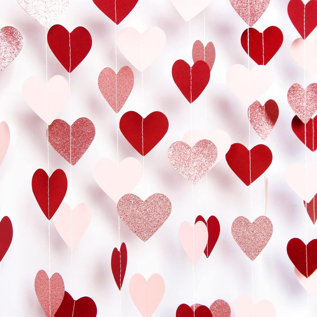 Valentine's Decoration, Red Black White Buffalo Plaid Heart Felt Wooden Bead Garland for Tiered Tray Hanging XOXO Felt Banner for Home Farmhouse Office Wall Fireplace Mantel Shelf Wedding Decor, 4.6Ft