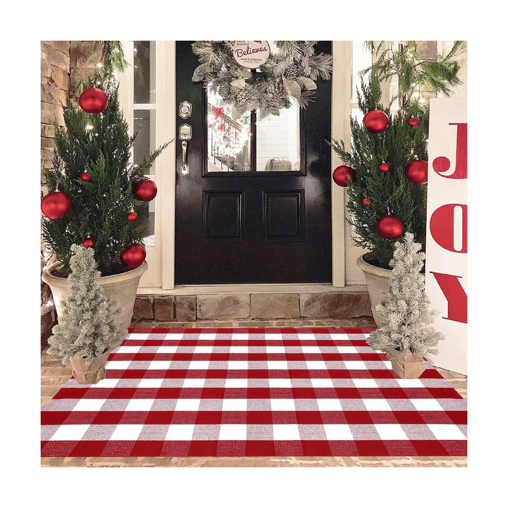 Christmas Red and White Plaid Rug, 4' x 6' Cotton Hand-Woven Layered Door Mat for Front Porch, Entryway, Outdoor Holiday Decor, Washable Buffalo Check Rug for Home, Patio, Kitchen