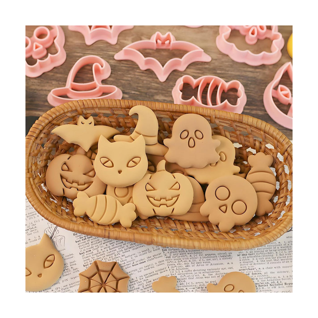 8Pcs Halloween Cookie Cutters - Bat Cookie Cutter for Halloween Decoration